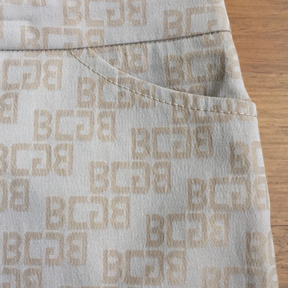 NWT BCBG Logo pencil skirt